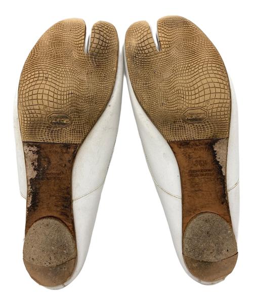 Maison Margiela（メゾンマルジェラ）Maison Margiela (メゾンマルジェラ) 足袋バレエシューズ ホワイト サイズ:35 1/2の古着・服飾アイテム