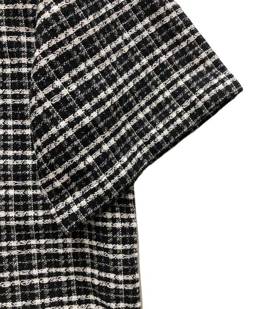 Carhartt WIP（カーハート ワーク イン プログレス）Carhartt WIP (カーハート ワーク イン プログレス) S/S Kander Shirt ブラック×ホワイト サイズ:XSの古着・服飾アイテム