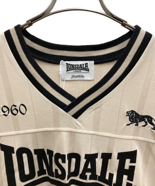 jouetie（ジュエティ）jouetie (ジュエティ) LONSDALE (ロンズデール) ユニフォームワンピース ベージュ サイズ:M 未使用品の古着・服飾アイテム