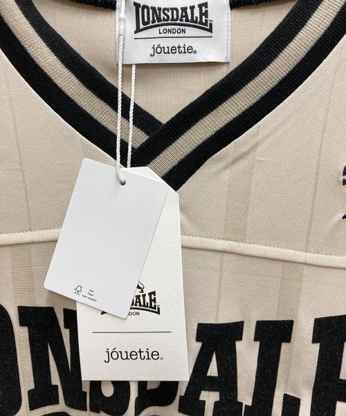 jouetie（ジュエティ）jouetie (ジュエティ) LONSDALE (ロンズデール) ユニフォームワンピース ベージュ サイズ:M 未使用品の古着・服飾アイテム
