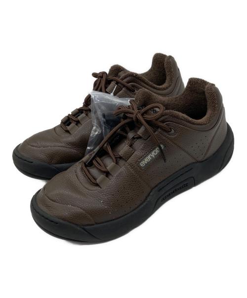 everyone（エブリワン）everyone (エブリワン) REEBOK (リーボック) Duke 2.0  ローカットスニーカー ブラウン サイズ:US 8の古着・服飾アイテム