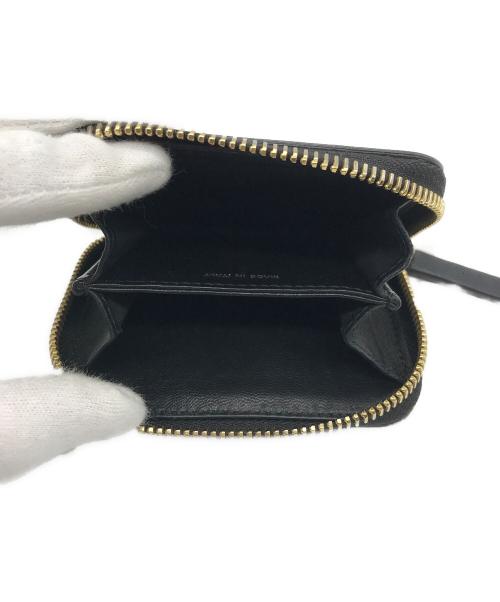 MARNI（マルニ）MARNI (マルニ) ラウンドジップコンパクトウォレット ピンクの古着・服飾アイテム