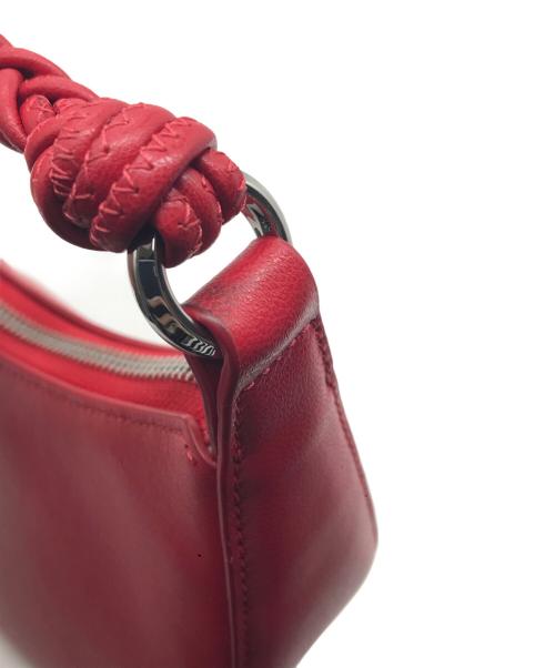 Kate Spade（ケイトスペード）Kate Spade (ケイトスペード) ノヴァ ブレイデッド ハンドル スモール クレセント クロスボディ バッグ レッドの古着・服飾アイテム