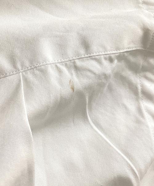 COMME des GARCONS HOMME PLUS（コムデギャルソンオムプリュス）COMME des GARCONS HOMME PLUS (コムデギャルソンオムプリュス) ロゴエンプロイダリーS/Sシャツ ホワイト サイズ:Sの古着・服飾アイテム