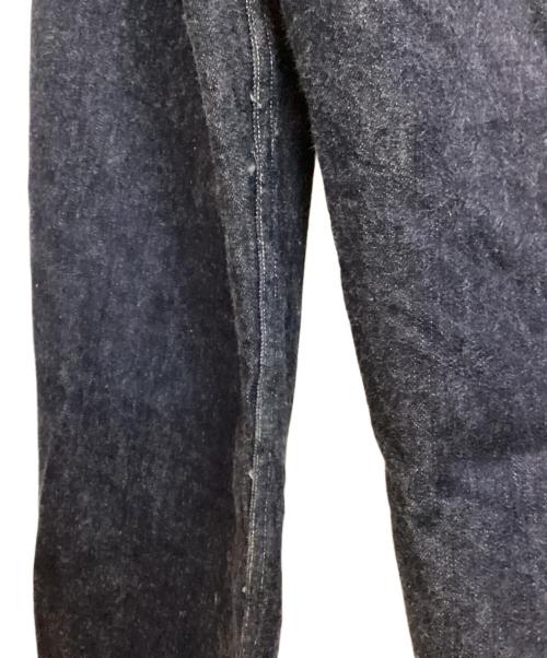 COMOLI（コモリ）COMOLI (コモリ) 24SS DENIM BELTED PANTS インディゴ サイズ:3の古着・服飾アイテム