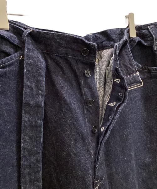 COMOLI（コモリ）COMOLI (コモリ) 24SS DENIM BELTED PANTS インディゴ サイズ:3の古着・服飾アイテム