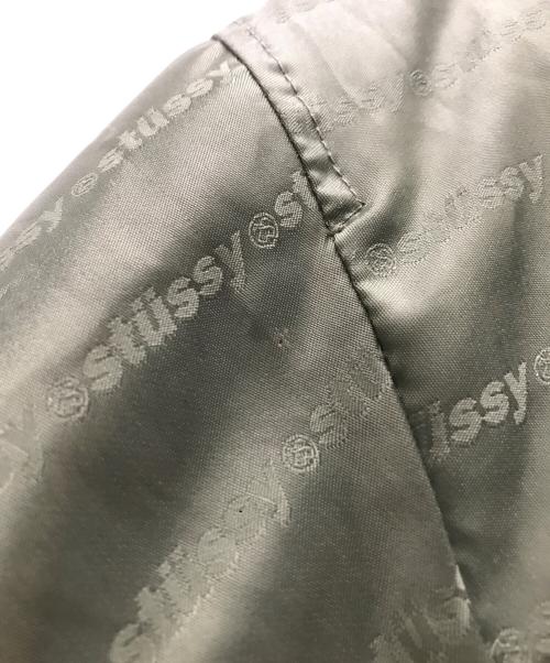 stussy（ステューシー）stussy (ステューシー) リバーシブルロゴボーダーMA-1 オリーブ サイズ:Sの古着・服飾アイテム