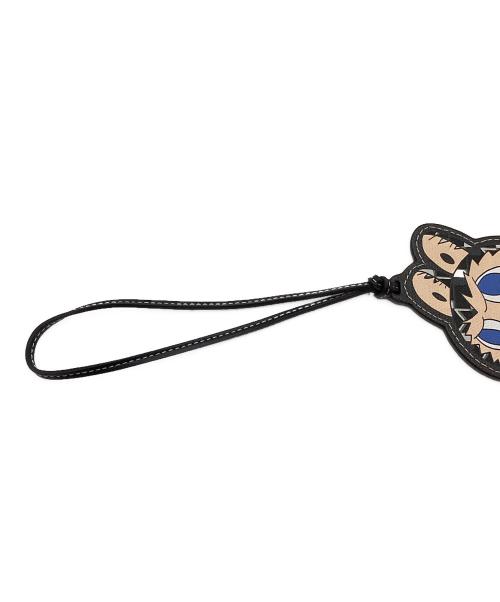 MOYNAT（モワナ）MOYNAT (モワナ) KASINGLUNG ラブブレザーチャーム ブラックの古着・服飾アイテム