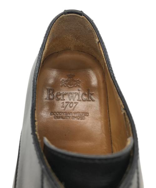 berwick（バーウィック）berwick (バーウィック) プレーントゥシューズ ブラック サイズ:6の古着・服飾アイテム