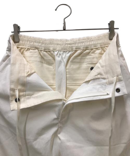 N/（エヌ）N/ (エヌ) テーパードパンツ ホワイト サイズ:Mの古着・服飾アイテム