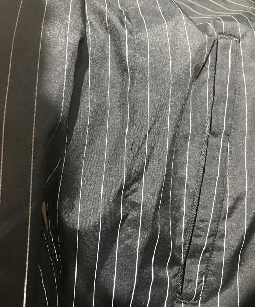 SUPREME（シュプリーム）SUPREME (シュプリーム) Reflective Pinstripe Track Jacket ブラック サイズ:Sの古着・服飾アイテム