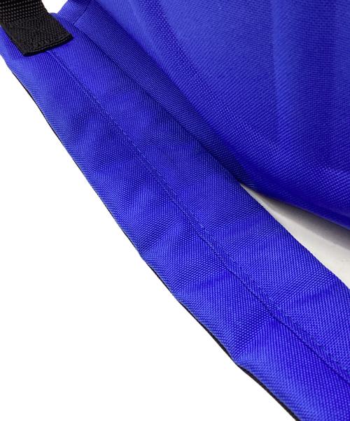 EASTPAK（イーストパック）EASTPAK (イーストパック) TELFAR (テルファー) 2WAYバックパック ブルーの古着・服飾アイテム