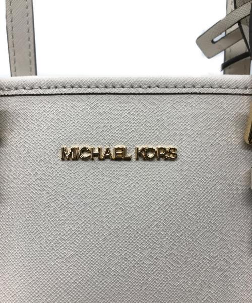 MICHAEL KORS（マイケルコース）MICHAEL KORS (マイケルコース) 2WAYバッグ ベージュの古着・服飾アイテム