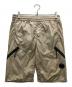 C.P COMPANY（シーピーカンパニー）の古着「Chrome-R Lens Nylon Zipper Half Pants / Shorts ハーフパンツ」｜ベージュ