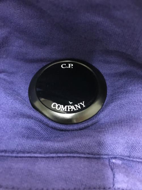 C.P COMPANY（シーピーカンパニー）C.P COMPANY (シーピーカンパニー) ゴーグルカーゴスウェットハーフパンツ ブルー サイズ:Lの古着・服飾アイテム