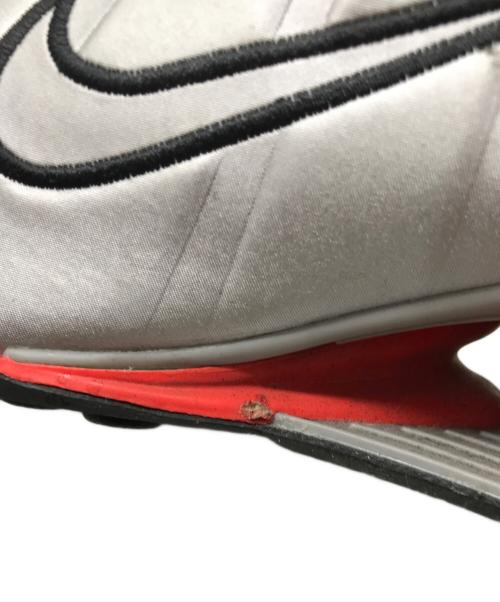 NIKE（ナイキ）NIKE (ナイキ) SHOX R4 METALLIC SILVER/METALLIC SILVER-BLACK ブラック サイズ:26.5cmの古着・服飾アイテム