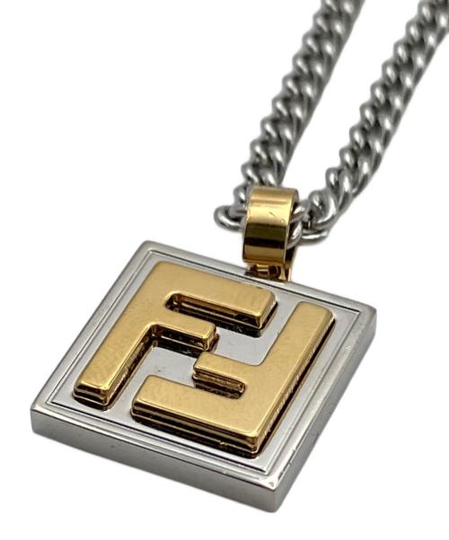 FENDI（フェンディ）FENDI (フェンディ) FFロゴペンダント付きシルバーチェーン ゴールド×シルバーの古着・服飾アイテム
