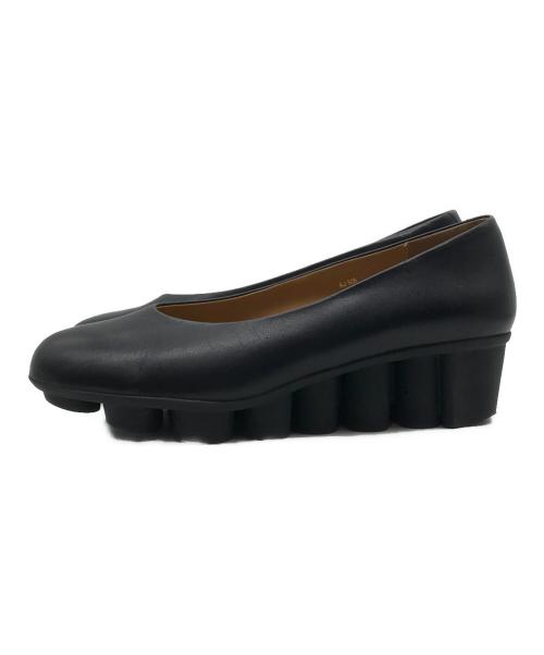 PLEATS PLEASE（プリーツプリーズ）PLEATS PLEASE (プリーツプリーズ) WAVY SOLE パンプス ブラック サイズ:23cmの古着・服飾アイテム