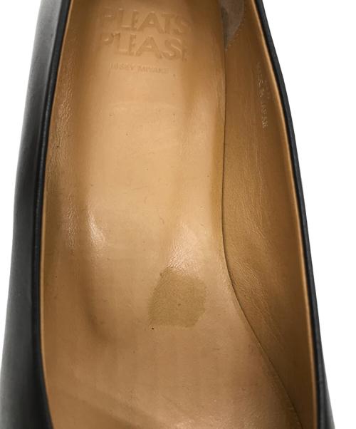 PLEATS PLEASE（プリーツプリーズ）PLEATS PLEASE (プリーツプリーズ) WAVY SOLE パンプス ブラック サイズ:23cmの古着・服飾アイテム