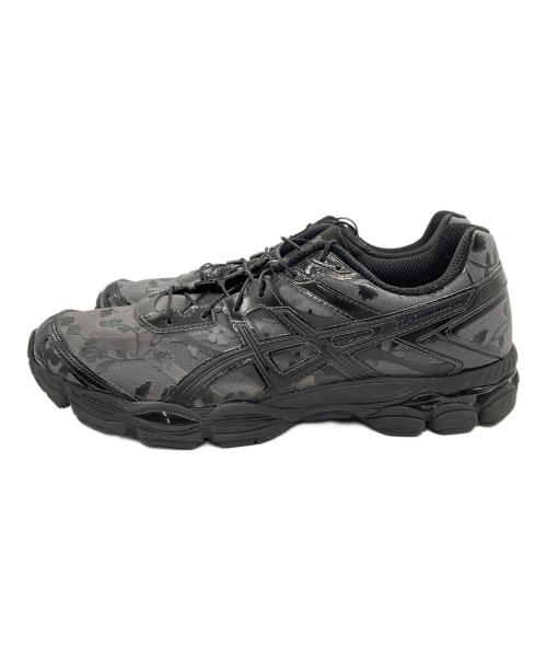 asics（アシックス）asics (アシックス) CECILIE BAHNSEN (セシリーバンセン) GEL-CUMULUS 16 SSCB ブラック サイズ:27.5の古着・服飾アイテム
