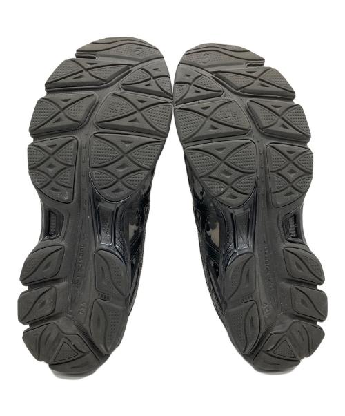 asics（アシックス）asics (アシックス) CECILIE BAHNSEN (セシリーバンセン) GEL-CUMULUS 16 SSCB ブラック サイズ:27.5の古着・服飾アイテム