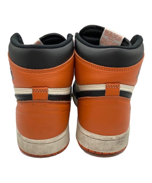 NIKE（ナイキ）NIKE (ナイキ) AIR JORDAN1 RETRO HIGH OG SHATTERED BACKBOARD ハイカットスニーカー ブラック×オレンジ サイズ:28の古着・服飾アイテム