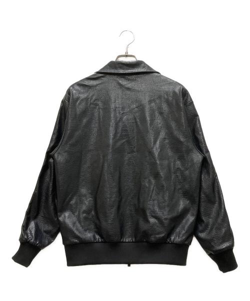 adidas（アディダス）adidas (アディダス) プレミアムフェイクレザートラックトップ ブラック サイズ:Mの古着・服飾アイテム