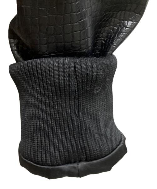 adidas（アディダス）adidas (アディダス) プレミアムフェイクレザートラックトップ ブラック サイズ:Mの古着・服飾アイテム