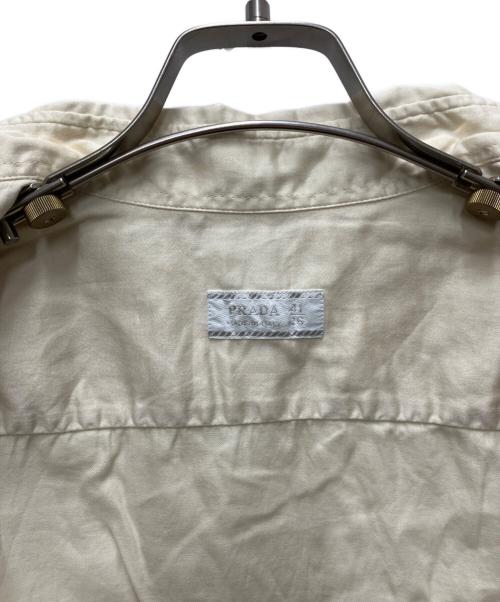 PRADA（プラダ）PRADA (プラダ) ジップポケットL/Sシャツ ベージュ サイズ:41の古着・服飾アイテム