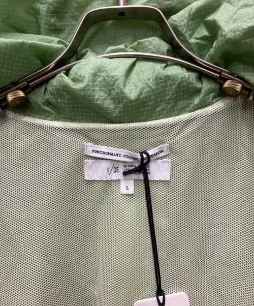 F/CE.（エフシーイー）F/CE. (エフシーイー) LAYERING UTOPIA VEST グリーン×グレー サイズ:Lの古着・服飾アイテム