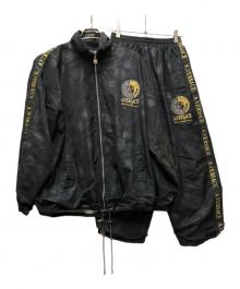 A.VERSACE（アルフレッドヴェルサーチ）の古着「メデューサロゴトラックセットアップ」｜ブラック
