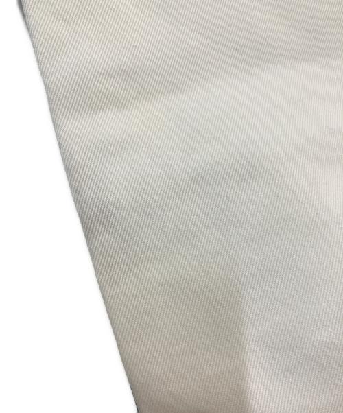 AURALEE（オーラリー）AURALEE (オーラリー) WASHED FINX CHINO ONEーTUCK PANTS ホワイト サイズ:4の古着・服飾アイテム