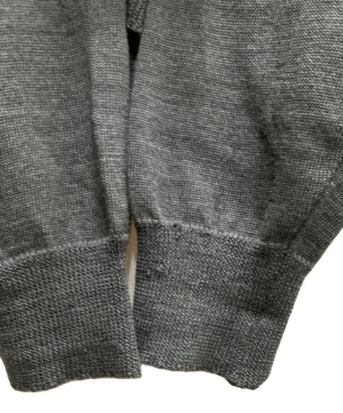 COMME des GARCONS HOMME（コムデギャルソン オム）COMME des GARCONS HOMME (コムデギャルソン オム) 70-80`SVネックニット グレー サイズ:表記無しの古着・服飾アイテム