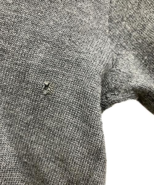 COMME des GARCONS HOMME（コムデギャルソン オム）COMME des GARCONS HOMME (コムデギャルソン オム) 70-80`SVネックニット グレー サイズ:表記無しの古着・服飾アイテム