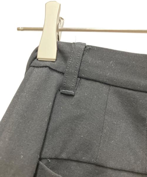 la peau de gem（ラポドゥジェム）la peau de gem (ラポドゥジェム) button slacks ブラック サイズ:36の古着・服飾アイテム