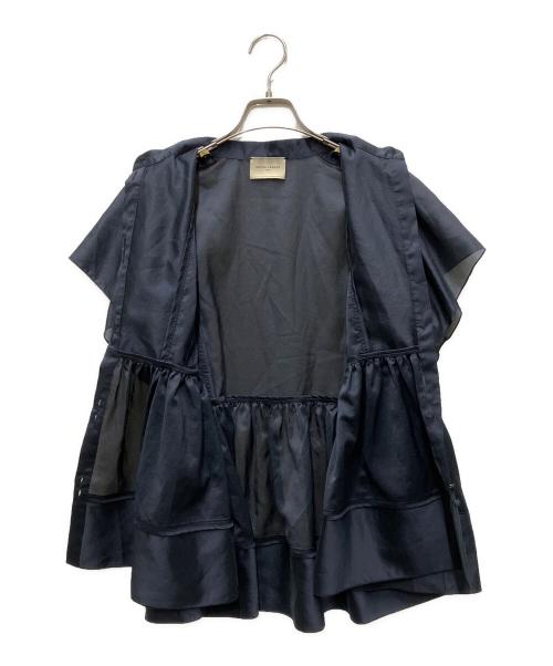 UNITED ARROWS TOKYO（ユナイテッドアローズトウキョウ）UNITED ARROWS TOKYO (ユナイテッドアローズトウキョウ) 26SS シルキー ギャザー フリルブラウス ‐ウォッシャブル‐ ネイビー サイズ:FREEの古着・服飾アイテム
