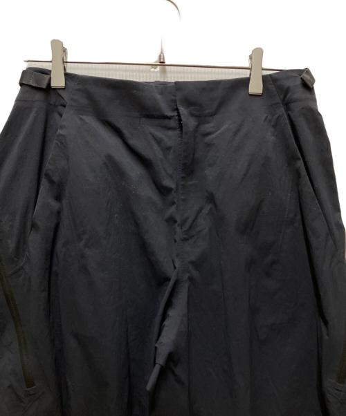 ARC'TERYX VEILANCE（アークテリクスヴェイランス）ARC'TERYX VEILANCE (アークテリクスヴェイランス) SPERE LT CARGO PANT Ｍ ブラック サイズ:30－Rの古着・服飾アイテム