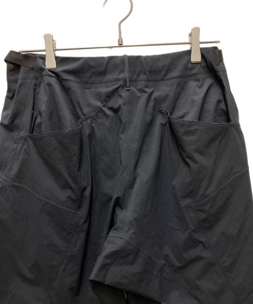 ARC'TERYX VEILANCE（アークテリクスヴェイランス）ARC'TERYX VEILANCE (アークテリクスヴェイランス) SPERE LT CARGO PANT Ｍ ブラック サイズ:30－Rの古着・服飾アイテム