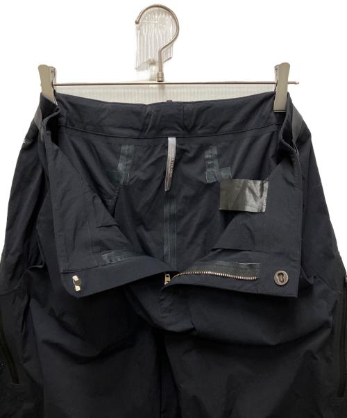 ARC'TERYX VEILANCE（アークテリクスヴェイランス）ARC'TERYX VEILANCE (アークテリクスヴェイランス) SPERE LT CARGO PANT Ｍ ブラック サイズ:30－Rの古着・服飾アイテム