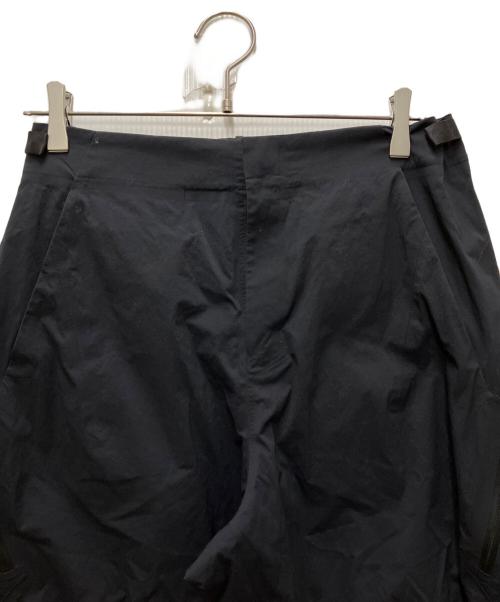 ARC'TERYX VEILANCE（アークテリクスヴェイランス）ARC'TERYX VEILANCE (アークテリクスヴェイランス) SPERE LT CARGO PANT Ｍ ブラック サイズ:30－Rの古着・服飾アイテム