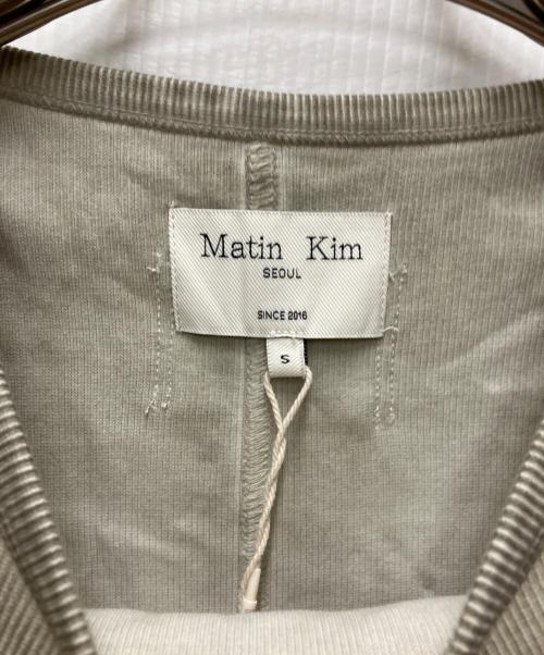 Matin Kim（マーティン キム）Matin Kim (マーティン・キム) SLEEVE BINDING WASHED TOP カーキ サイズ:Sの古着・服飾アイテム