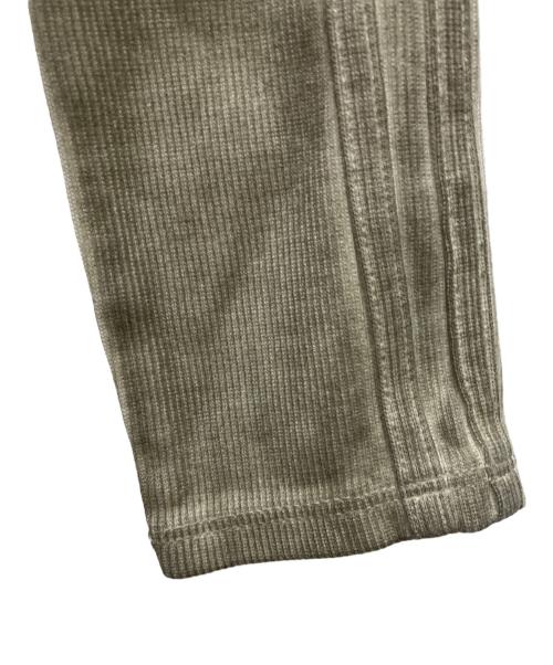 Matin Kim（マーティン キム）Matin Kim (マーティン・キム) SLEEVE BINDING WASHED TOP カーキ サイズ:Sの古着・服飾アイテム