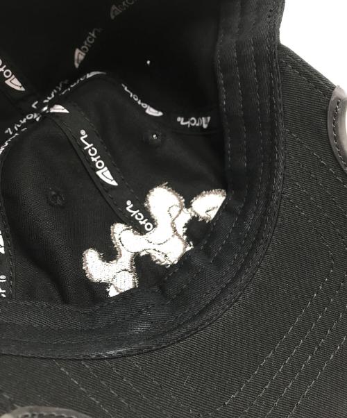 notch.（ノッチ）notch. (ノッチ) FIFTH GENERAL STORE (フィフスジェネラルストア) Distressed Notch LOGO Cap ブラックの古着・服飾アイテム