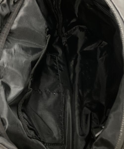 DIESEL（ディーゼル）DIESEL (ディーゼル) ロゴボディバッグ/Logo Sling Bag ブラック サイズ:不明の古着・服飾アイテム