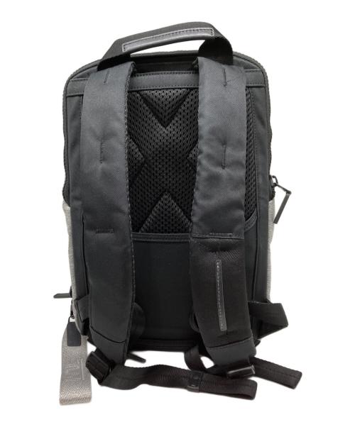 TUMI（トゥミ）TUMI (トゥミ) Tahoe ノタウェイ バックパック グレーの古着・服飾アイテム