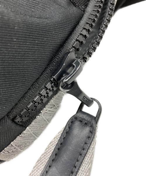 TUMI（トゥミ）TUMI (トゥミ) Tahoe ノタウェイ バックパック グレーの古着・服飾アイテム