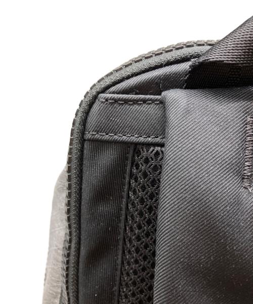 TUMI（トゥミ）TUMI (トゥミ) Tahoe ノタウェイ バックパック グレーの古着・服飾アイテム
