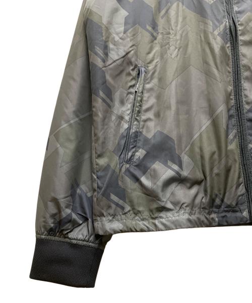 EA7（イーエーセブン）EA7 (イーエーセブン) BOMBER JACKET グレー サイズ:Mの古着・服飾アイテム