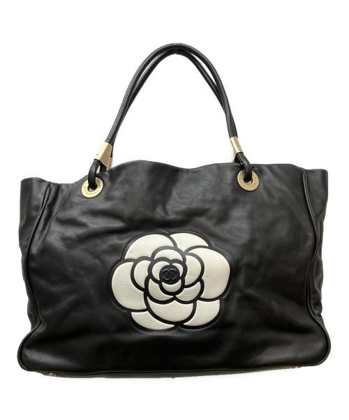 CHANEL（シャネル）CHANEL (シャネル) カメリアロゴトートバッグ ブラックの古着・服飾アイテム