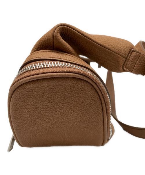 osoi（オソイ）OSOI (オソイ) CARGO HOBO LARGE ブラウンの古着・服飾アイテム